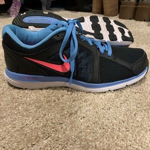 Nike Dual Fusion Shoes